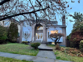 Near Downtown YVR -2 Bedroom private suite